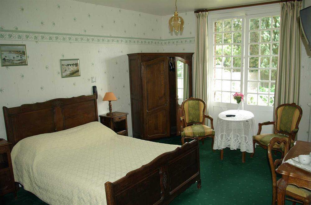 Auberge Du Clos Normand Hotel Martin-Eglise Bagian luar foto